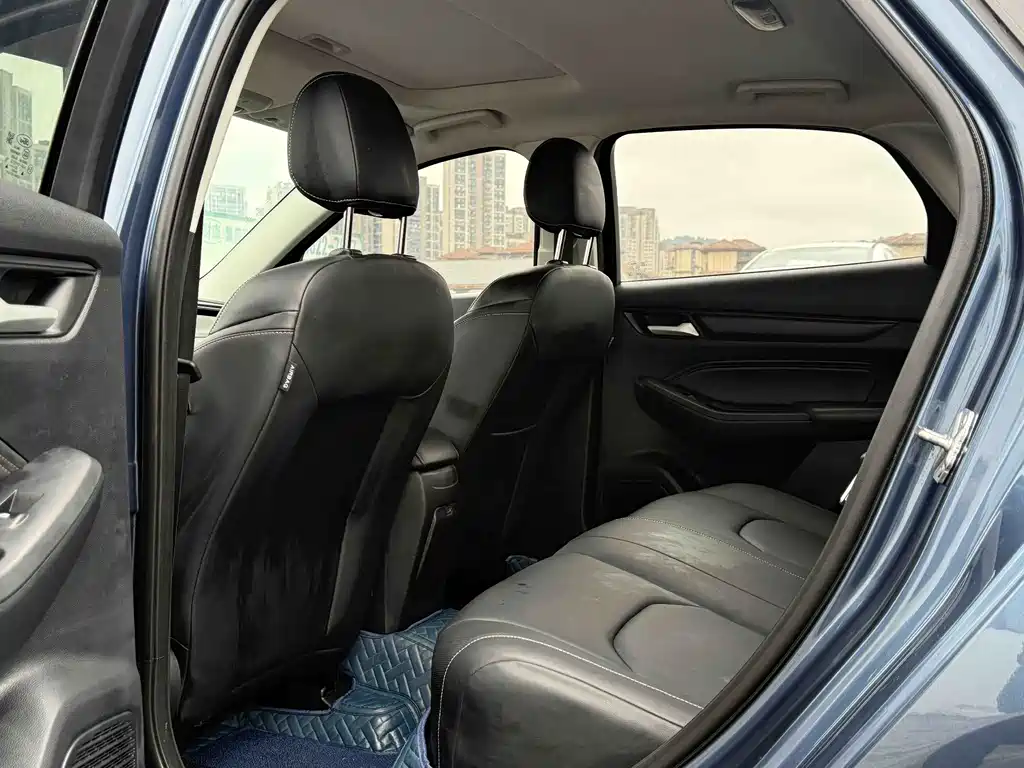 Escort 2021 1.5L Automatic Diamond Edition купить на сайте DeffCars