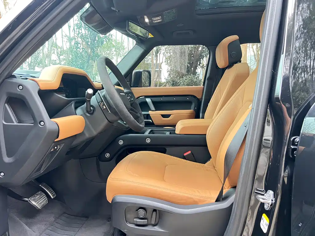 Land Rover Defender 2024 110 5.0T V8 купить на сайте DeffCars