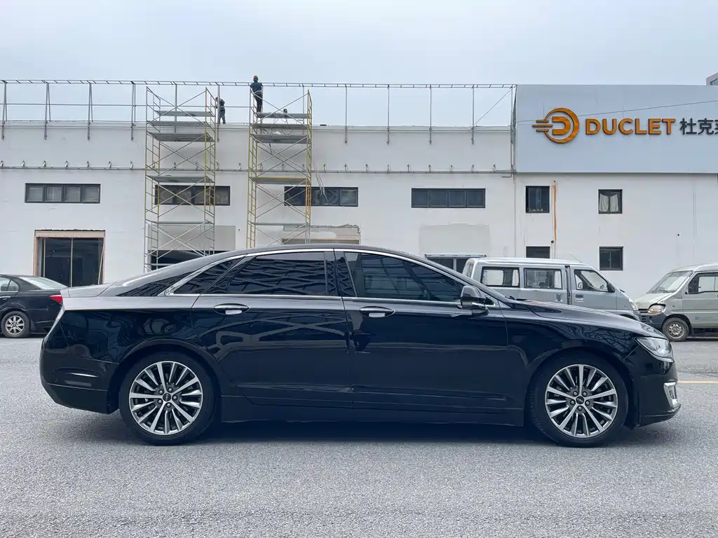 Lincoln MKZ 2017 2.0T Zunya Edition купить на сайте DeffCars