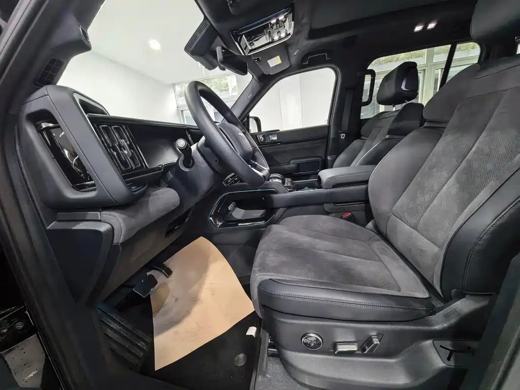 Leopard 5 2023 Yunnan flagship version купить на сайте DeffCars