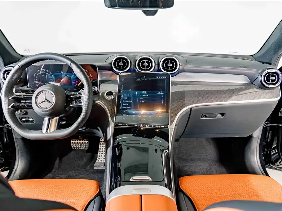 Mercedes-Benz GLC Coupe 2024 GLC 260 4MATIC Coupe SUV купить на сайте DeffCars