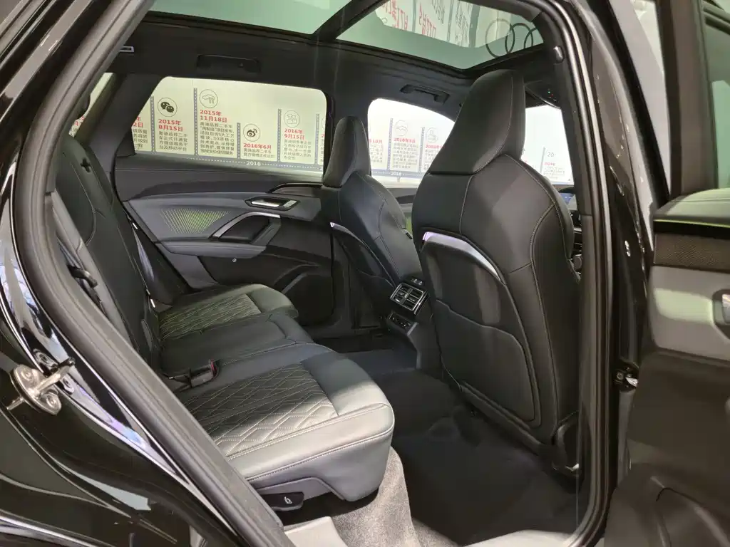 Audi Q5L 2026 2.0T smart hybrid exclusive model купить на сайте DeffCars