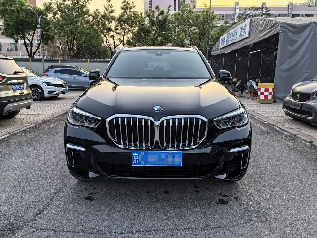 BMW X5 2022 facelift xDrive 40Li M sports package купить на сайте DeffCars