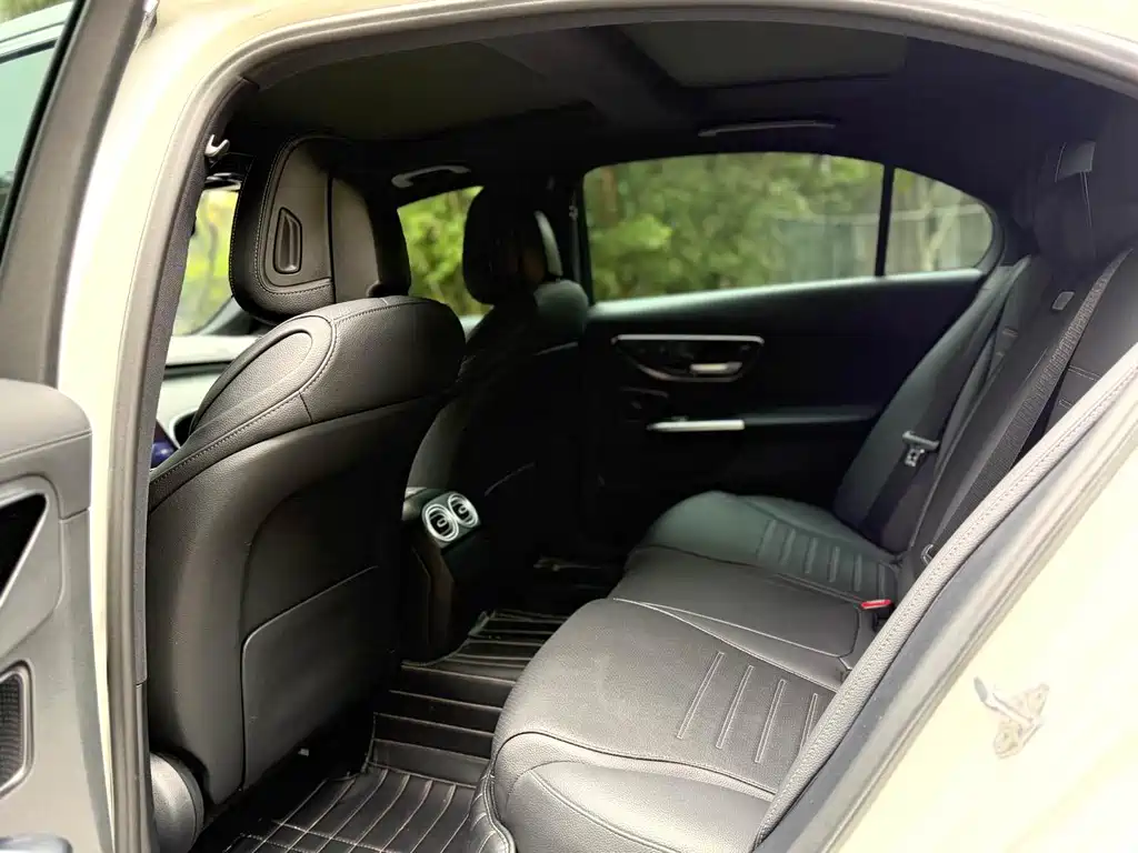 Mercedes-Benz C-Class 2023 Modification 2 C 260 L Sports Edition купить на сайте DeffCars