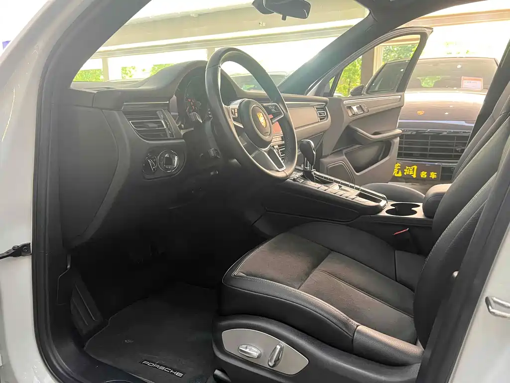 Macan 2018 Macan 2.0T купить на сайте DeffCars
