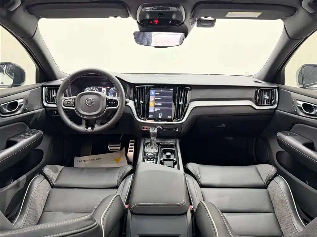 Volvo S60 2020 T4 Zhiyuan Sport Edition купить на сайте DeffCars