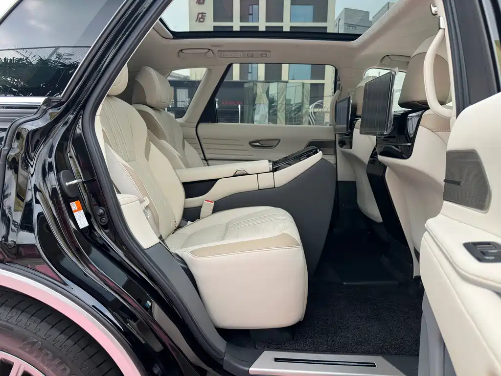 Shiji 2024 3.5L PHEV Basic Edition купить на сайте DeffCars