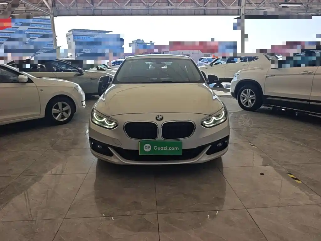 BMW 1 Series 2018 facelift 118i sports купить на сайте DeffCars