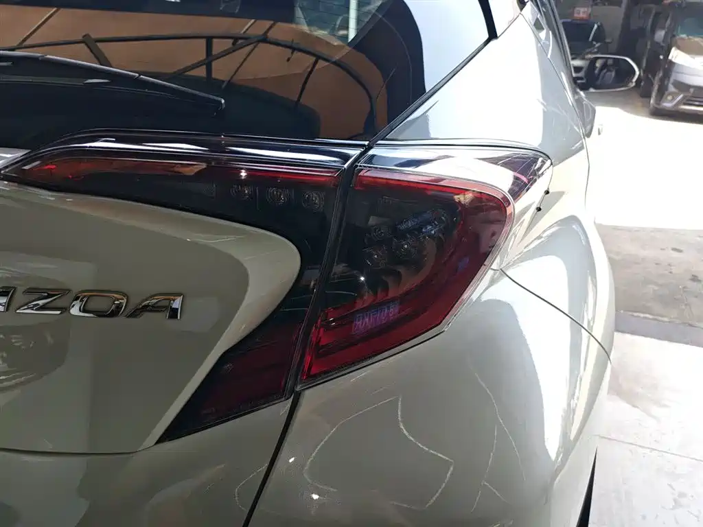 Yize IZOA 2020 2.0L Yichi Edition купить на сайте DeffCars