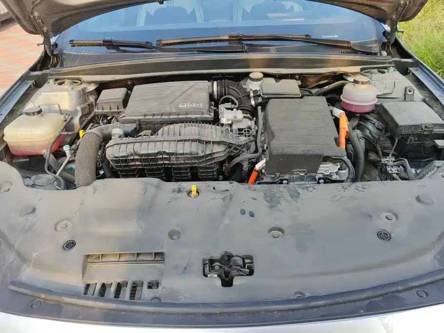 Qin PLUS 2024 Honor Edition DM-i 55KM Leading Model купить на сайте DeffCars