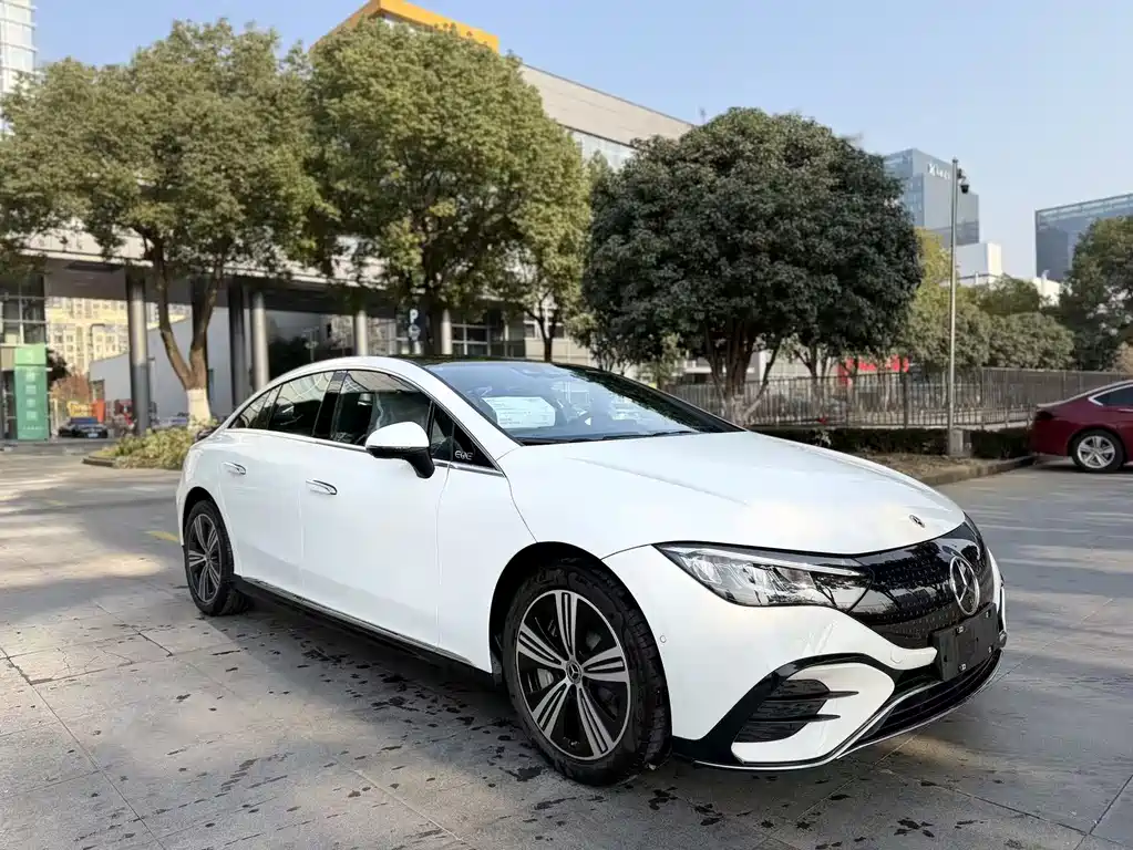 Mercedes-Benz EQE 2025 500 4MATIC Luxury Edition купить на сайте DeffCars