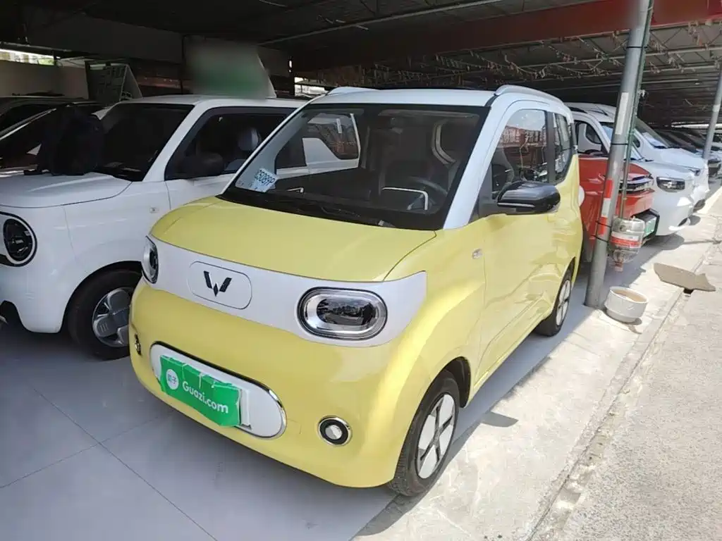 Hongguang MINIEV 2024 third generation 215km advanced version купить на сайте DeffCars