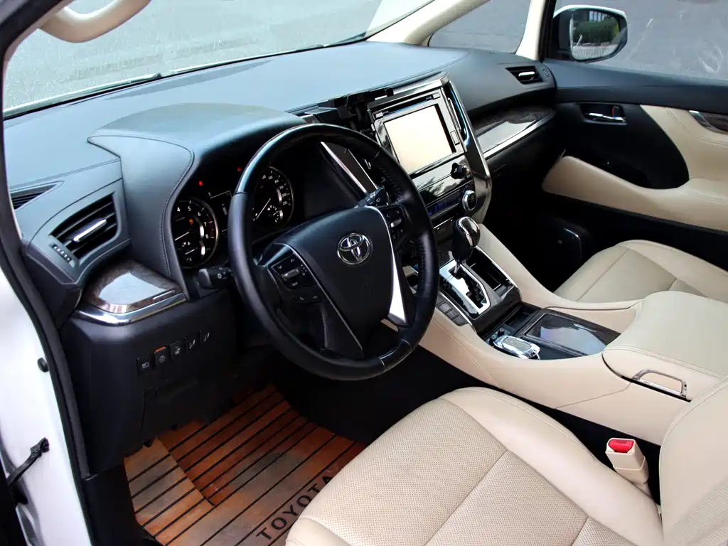 Alfa 2018 facelift 3.5L premium version купить на сайте DeffCars