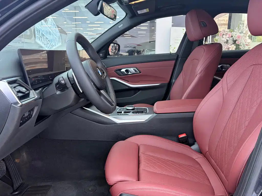 BMW 3 Series 2024 330i M Sports Night Package купить на сайте DeffCars