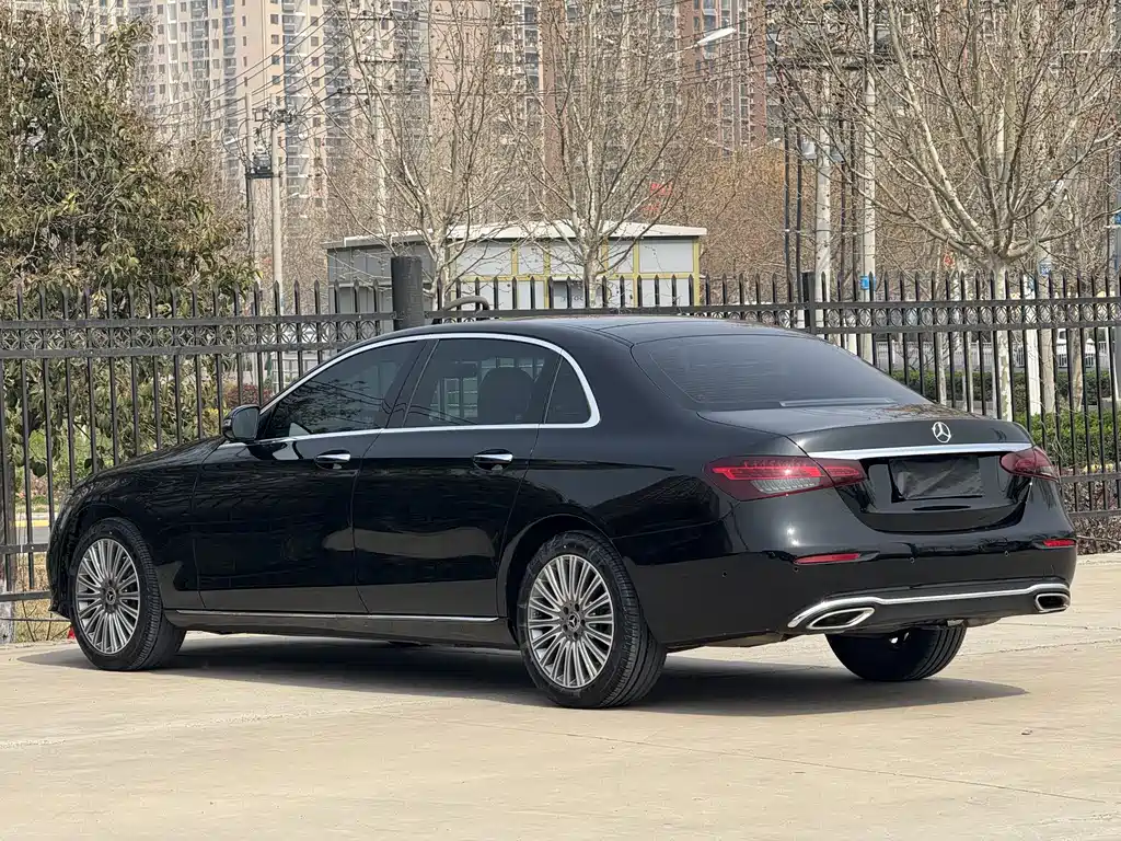 Mercedes-Benz E-Class 2023 E 300 L Fashion купить на сайте DeffCars
