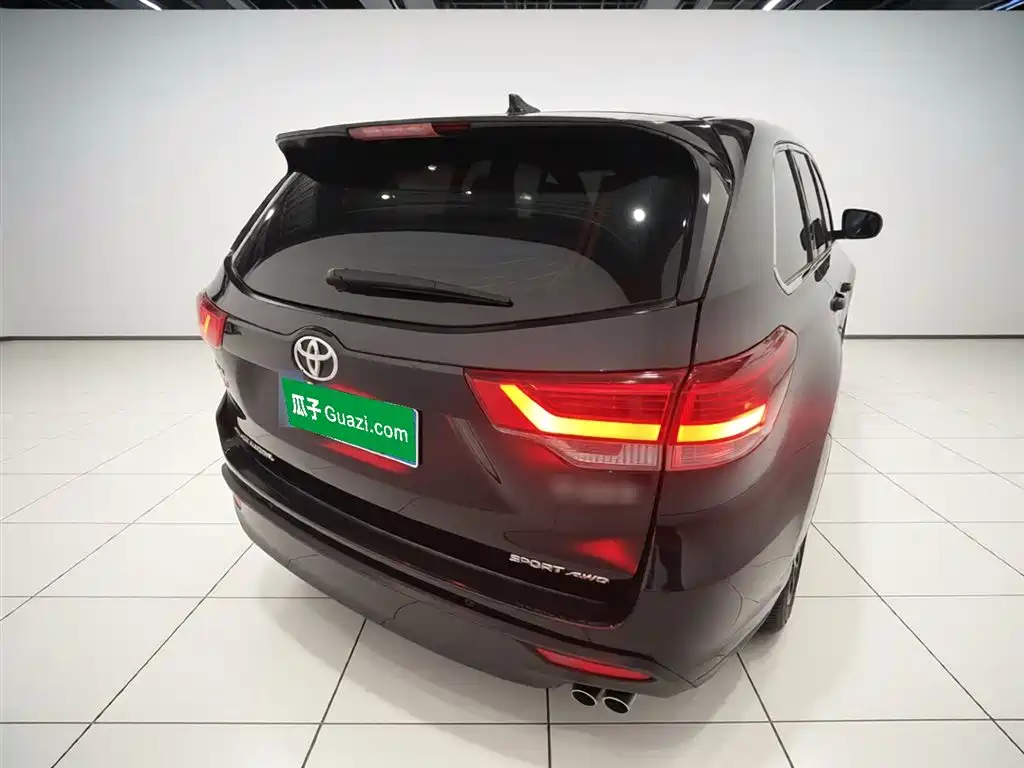 Highlander 2018 2.0T four-wheel drive luxury version, 7 seats, National VI купить на сайте DeffCars