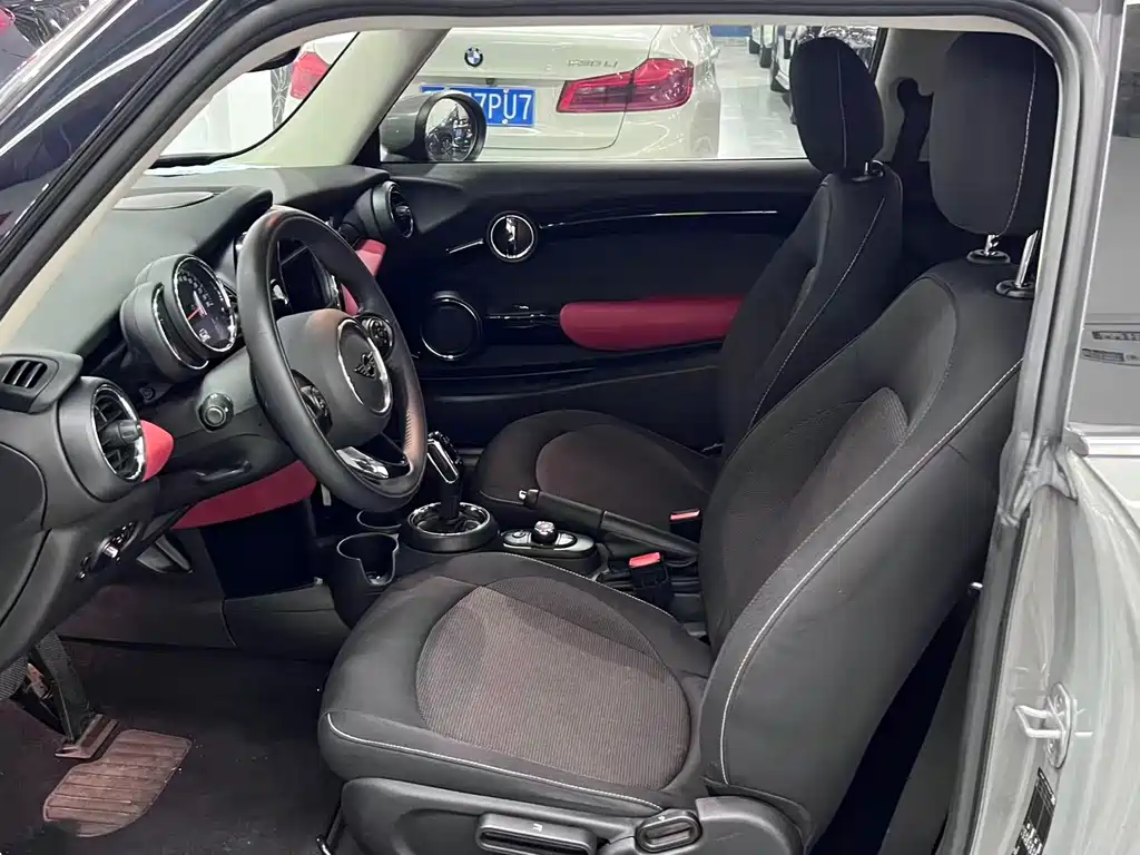 MINI 2020 1.5T ONE PLUS купить на сайте DeffCars