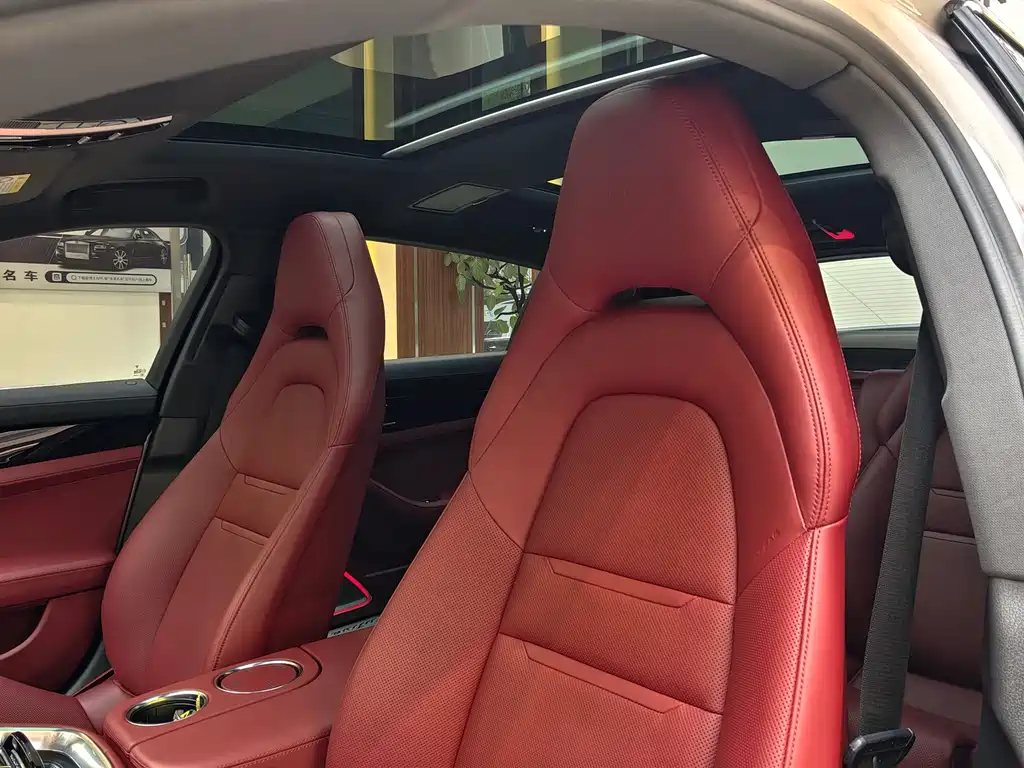Panamera 2022 Panamera 4 Executive Extended Platinum Edition 2.9T купить на сайте DeffCars