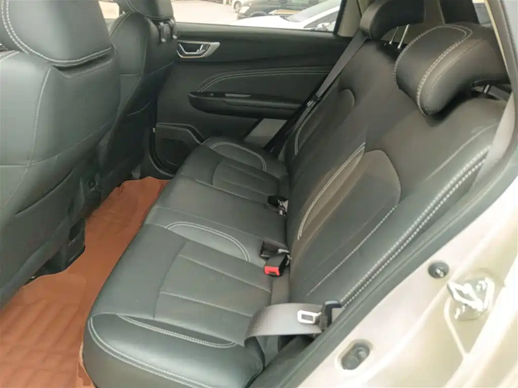 Vision X3 2020 1.5L CVT premium model купить на сайте DeffCars