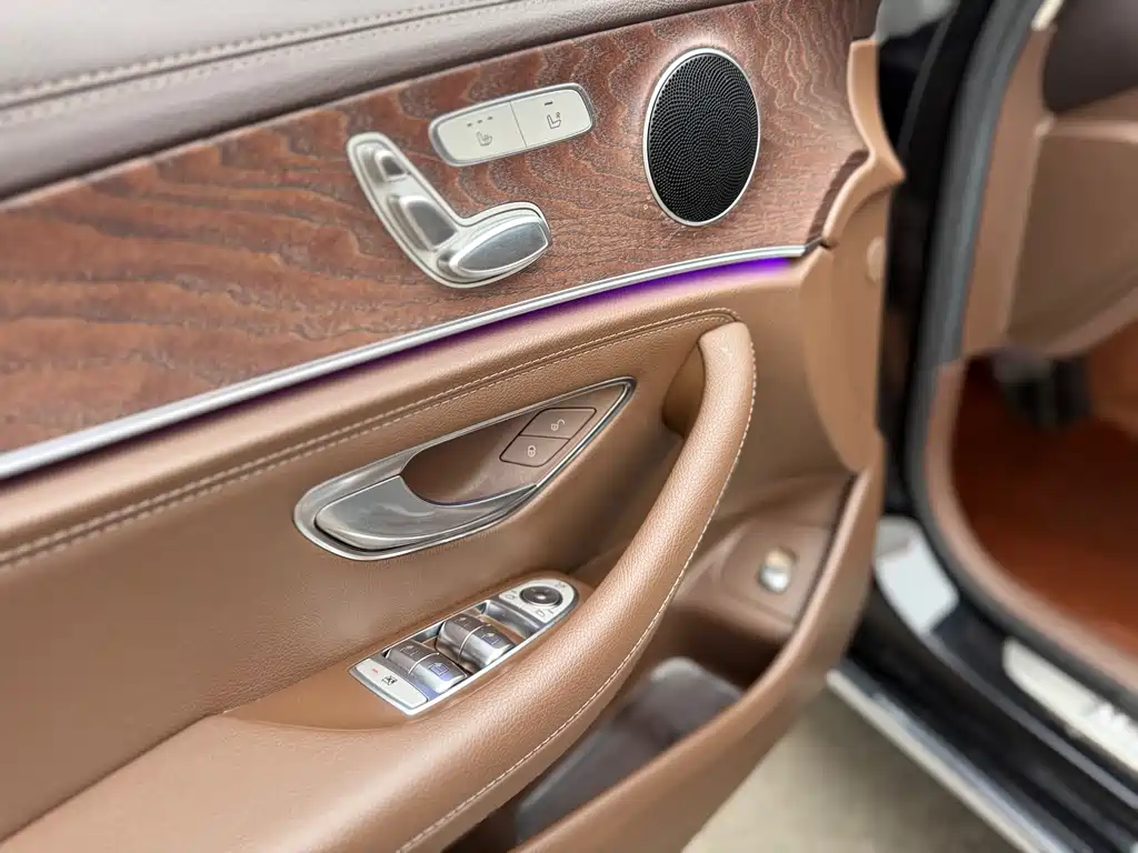 Mercedes-Benz E-Class 2022 E 300 L Fashion купить на сайте DeffCars