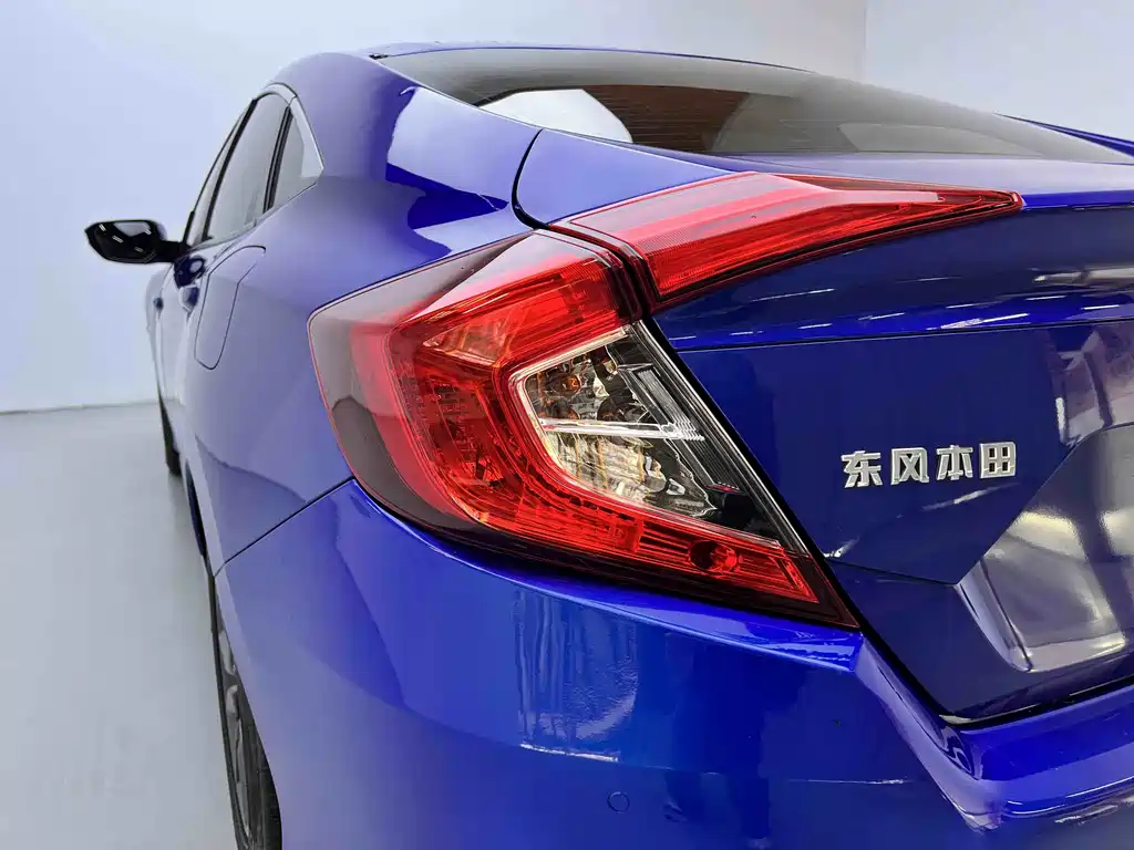 Civic 2019 220TURBO CVT Dynamic Edition National VI купить на сайте DeffCars