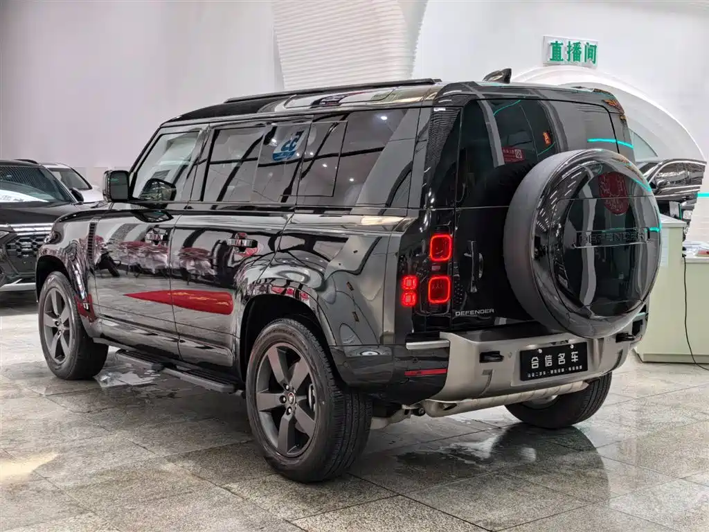 Land Rover Defender 2025 110 3.0T P400 X-Dynamic HSE купить на сайте DeffCars