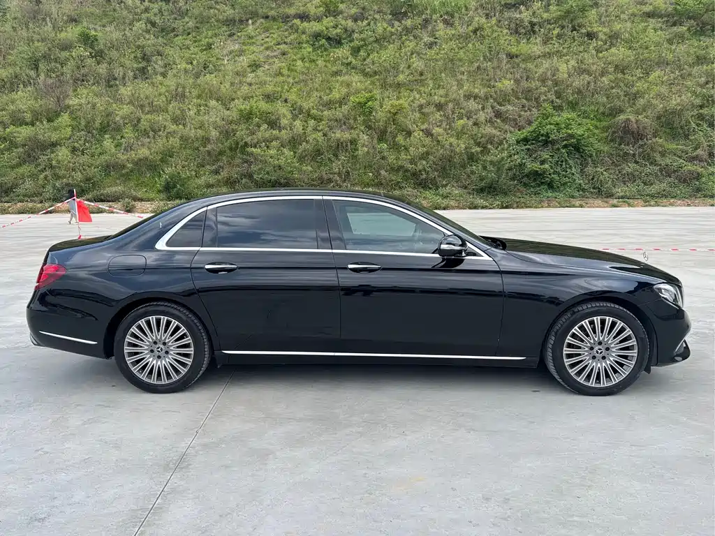 Mercedes-Benz E-Class 2020 Facelift E 300 L Special Edition купить на сайте DeffCars