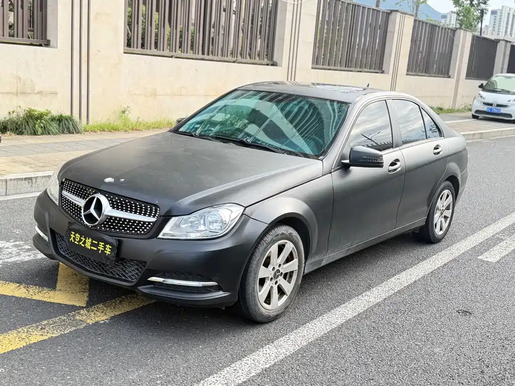 Mercedes-Benz C-Class 2013 C 180 CGI Classic купить на сайте DeffCars