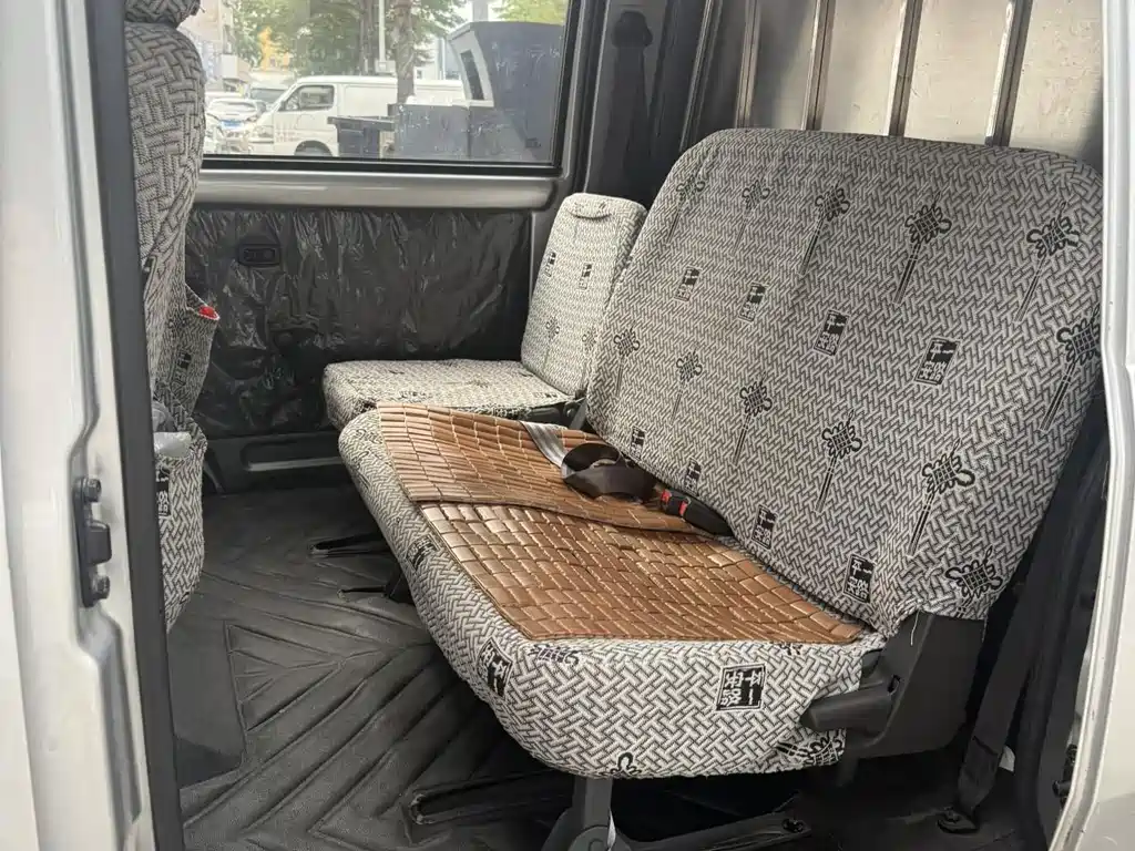 Wuling Rongguang 2019 1.5L extended van transport truck basic model 5 seats купить на сайте DeffCars