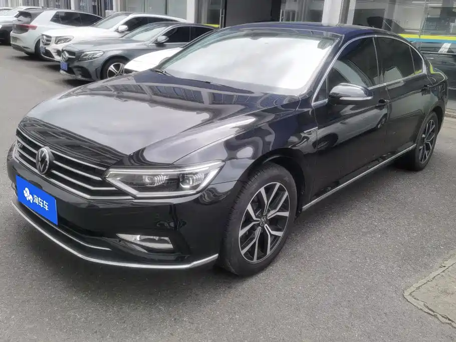 Magotan 2020 330TSI DSG leading model купить на сайте DeffCars
