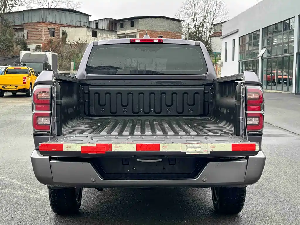 King Kong Cannon 2023 2.0T manual diesel two-wheel drive elite long box flat box GW4D20M купить на сайте DeffCars