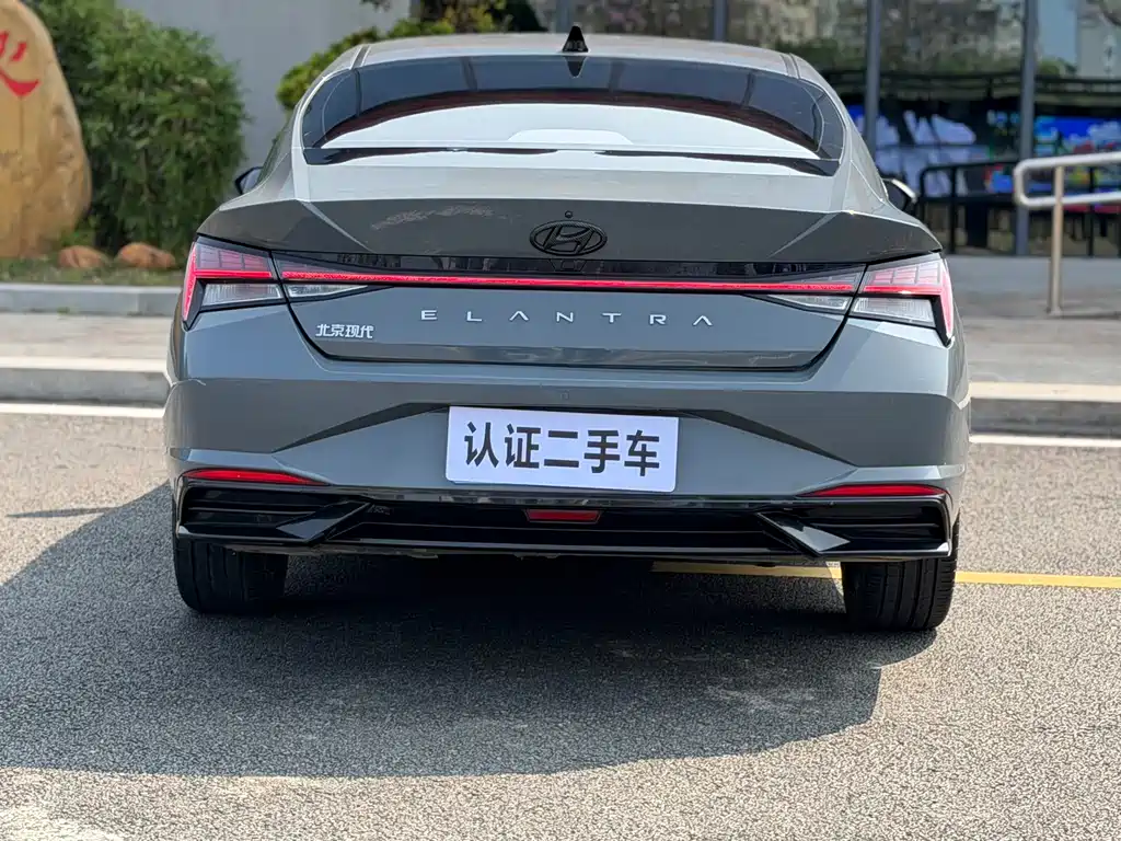 Elantra 2021 1.5L CVT LUX Premium Edition купить на сайте DeffCars