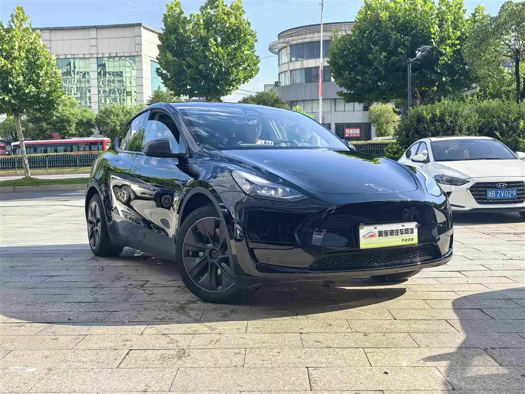 Model Y 2022 facelift rear-wheel drive version купить на сайте DeffCars