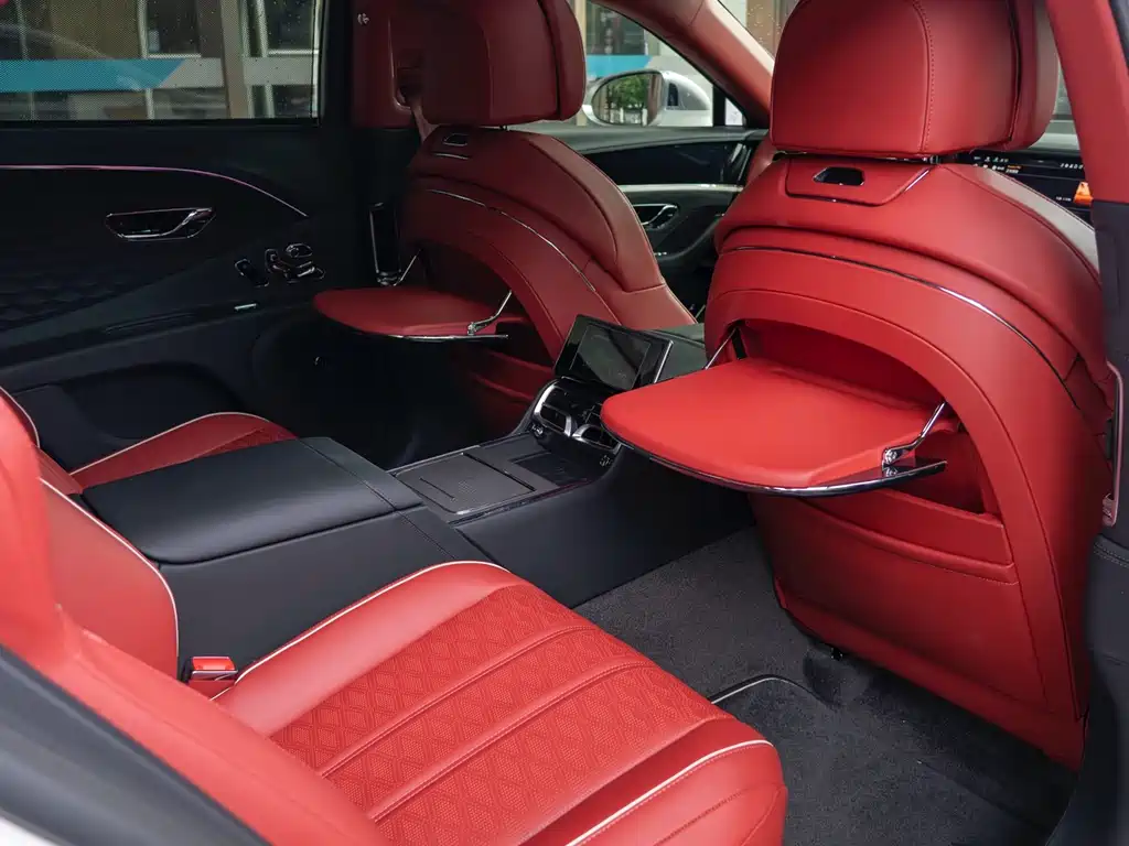 Flying Spur plug-in hybrid 2025 4.0T V8 Mulliner купить на сайте DeffCars