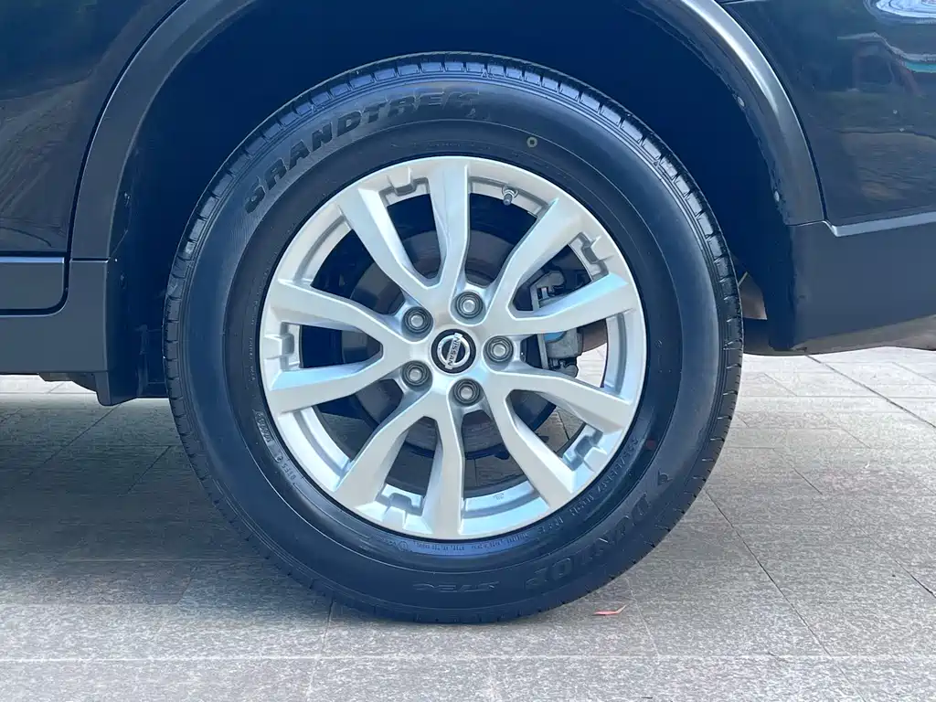 X-Trail 2017 2.0L CVT Comfort Edition 2WD купить на сайте DeffCars