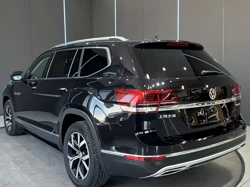 Touron 2020 380TSI four-wheel drive luxury version National VI купить на сайте DeffCars