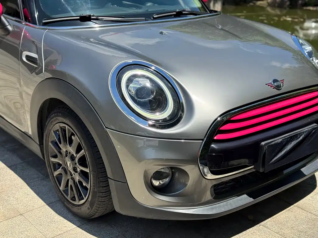 MINI 2018 1.5T COOPER Classic Five-Door Edition купить на сайте DeffCars