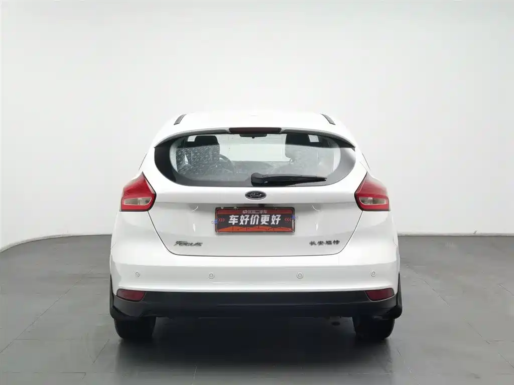 Focus 2020 hatchback classic 1.5L automatic fashion model купить на сайте DeffCars