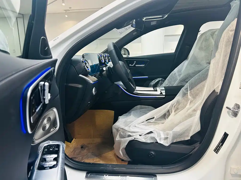 Mercedes-Benz C-Class 2026 C 260 L купить на сайте DeffCars