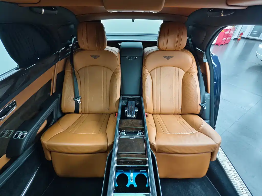 Mulsanne 2017 6.8T long wheelbase version купить на сайте DeffCars