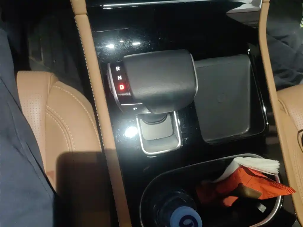 Ideal ONE 2021 extended range 6-seater version купить на сайте DeffCars