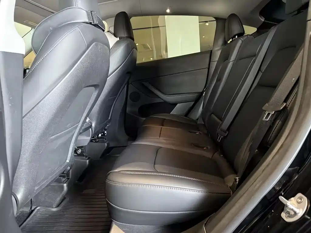 Model Y 2022 facelift rear-wheel drive version купить на сайте DeffCars