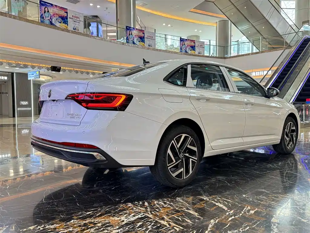 Sagitar 2025 facelift 300TSI DSG flyover version купить на сайте DeffCars