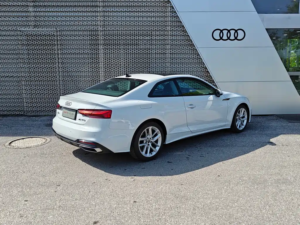 Audi A5 imported 2024 Coupe 40 TFSI fashionable and dynamic купить на сайте DeffCars