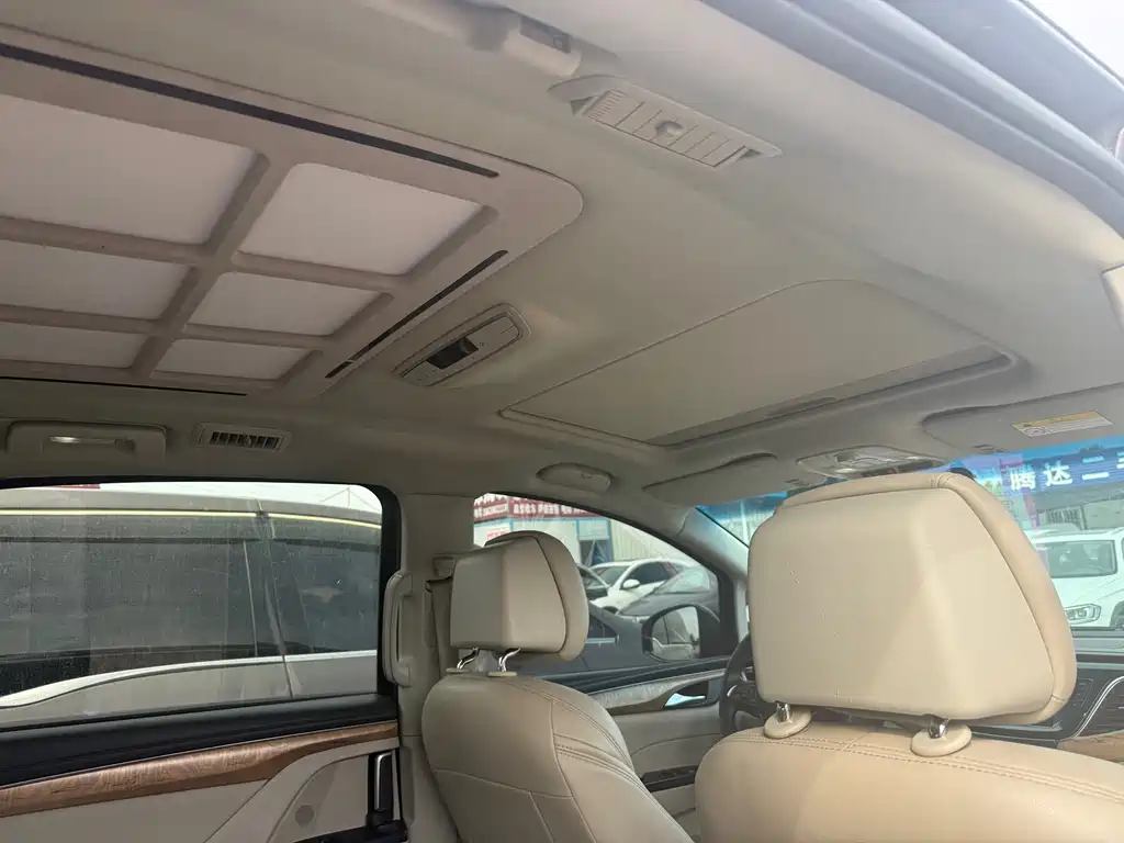 Buick GL8 2017 ES 28T Comfort Type National V купить на сайте DeffCars