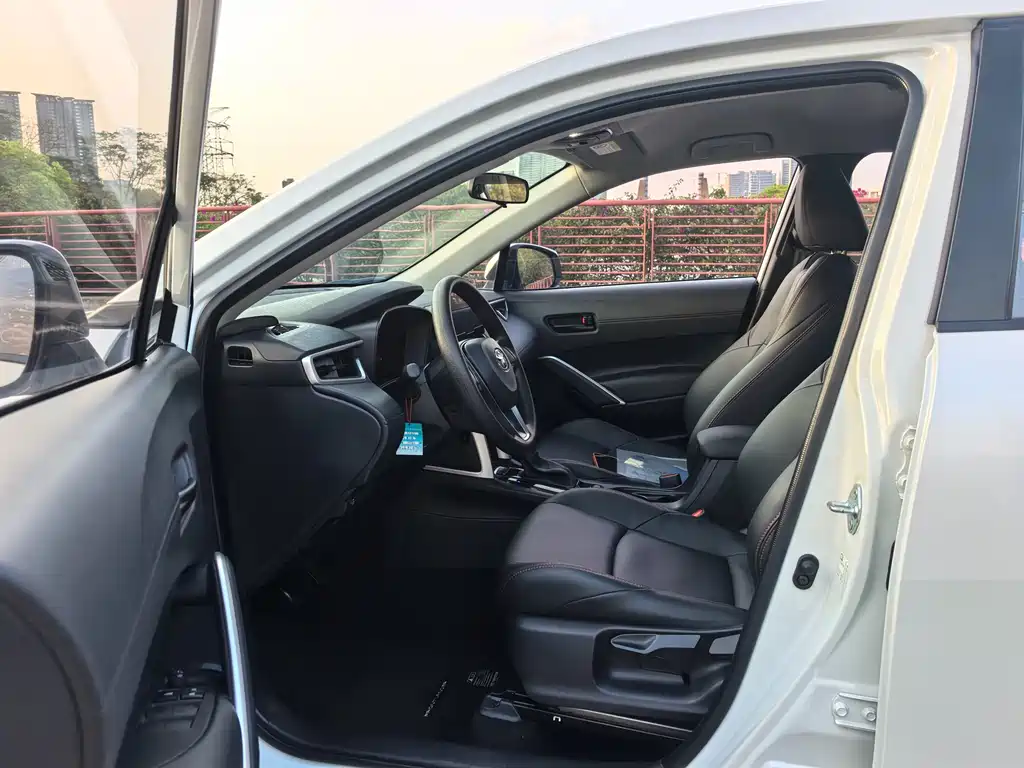 Fenglanda 2024 2.0L CVT Elite Edition купить на сайте DeffCars