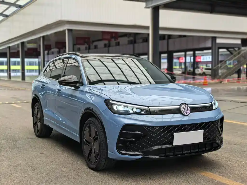 Tiguan L 2024 PRO 380TSI four-wheel drive R-Line Zhizun Edition купить на сайте DeffCars