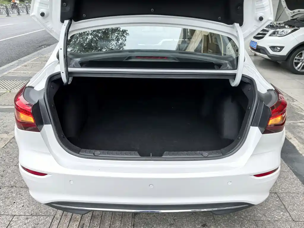 Eado 2019 1.6L GDI Manual Value Edition National VI купить на сайте DeffCars