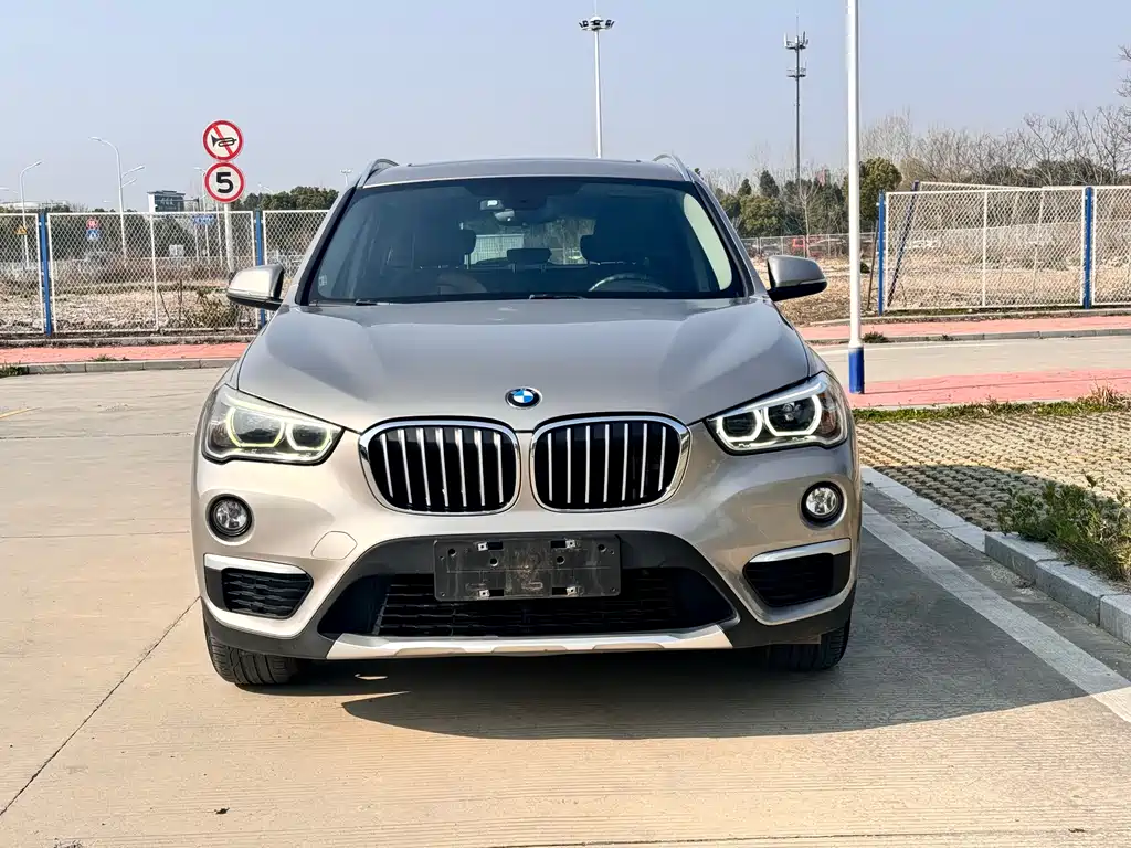 BMW X1 2019 sDrive18Li Exclusive Model купить на сайте DeffCars