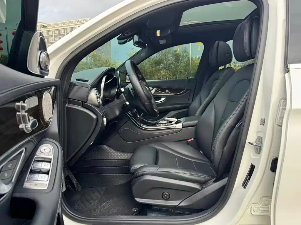 Mercedes-Benz GLC 2019 GLC 260 4MATIC Dynamic купить на сайте DeffCars